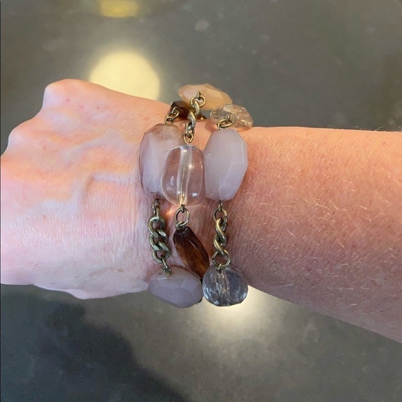 ⭐️Free w/ Purchase! Jewelled Pink Multi-Strand Bracelet - Picture 2 of 4